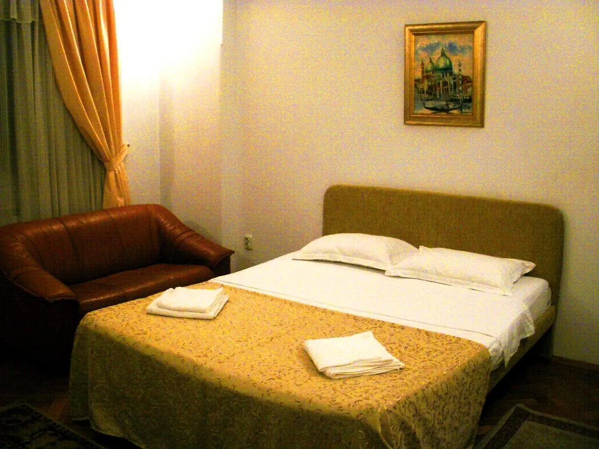Bed & Breakfast Piata Lahovari Boutique Residence Bucharest