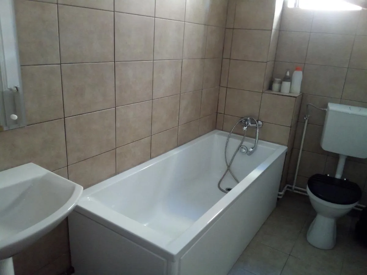 Piata Lahovari Boutique Residence Bucharest Bed & Breakfast